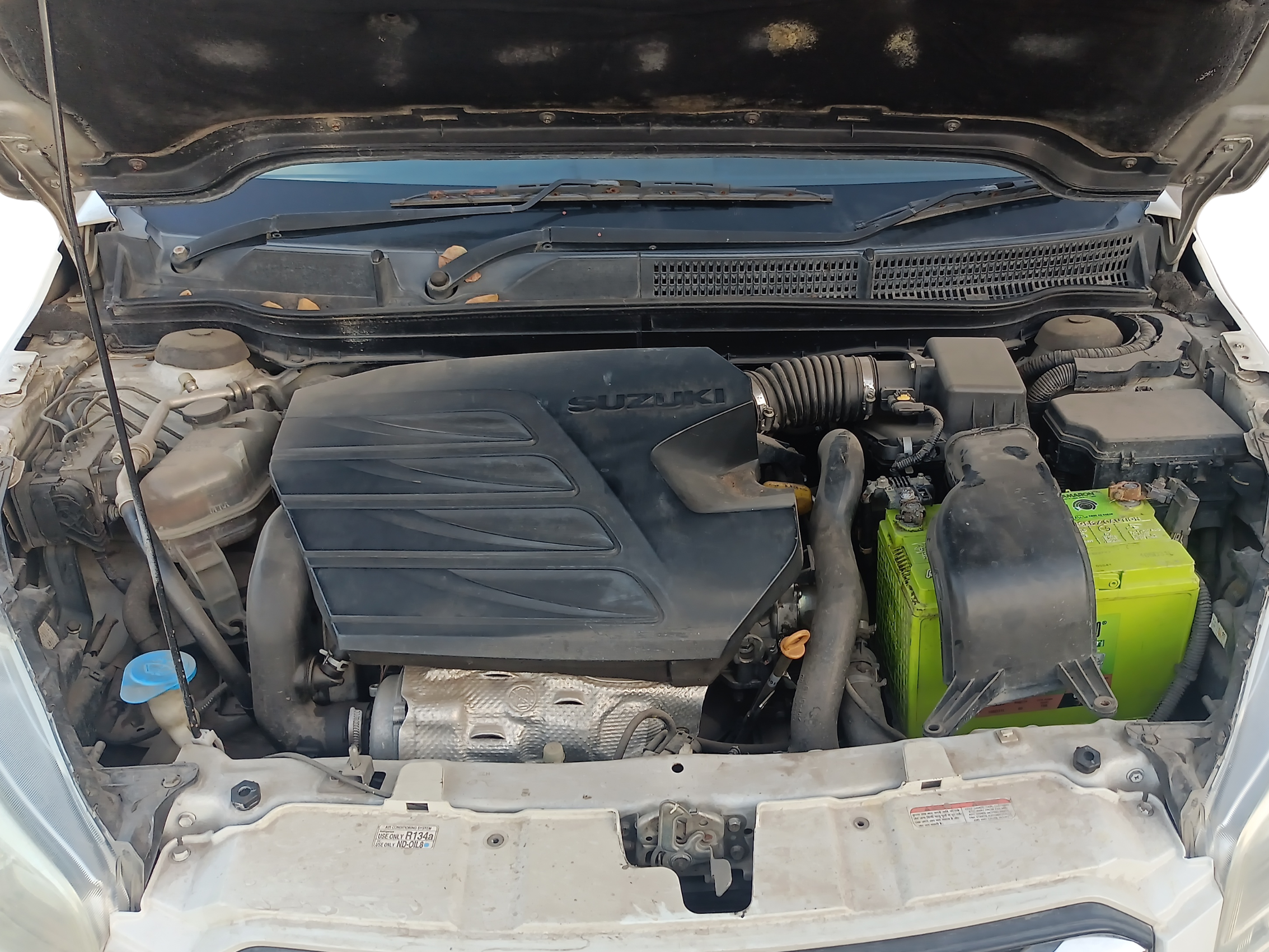 2015 Maruti S Cross ALPHA 1.6, Diesel, Manual, 84,446 km, Open Bonnet