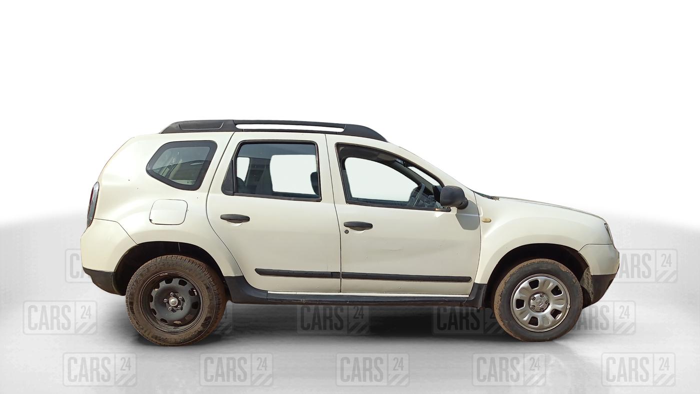 2013 Renault Duster 85 PS RXE DIESEL, Diesel, Manual, 78,784 km, Right Side View