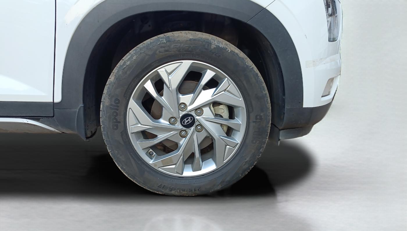 2022 Hyundai Creta SX EXECUTIVE 1.5 PETROL, Petrol, Manual, 27,000 km, Right Front Wheel