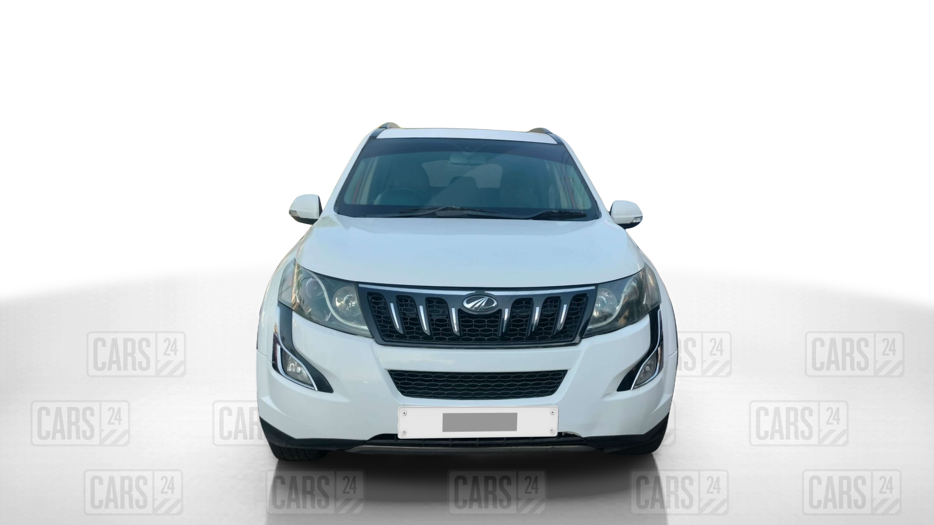 2015 Mahindra XUV500 W10, Diesel, Manual, 89,000 km, Front