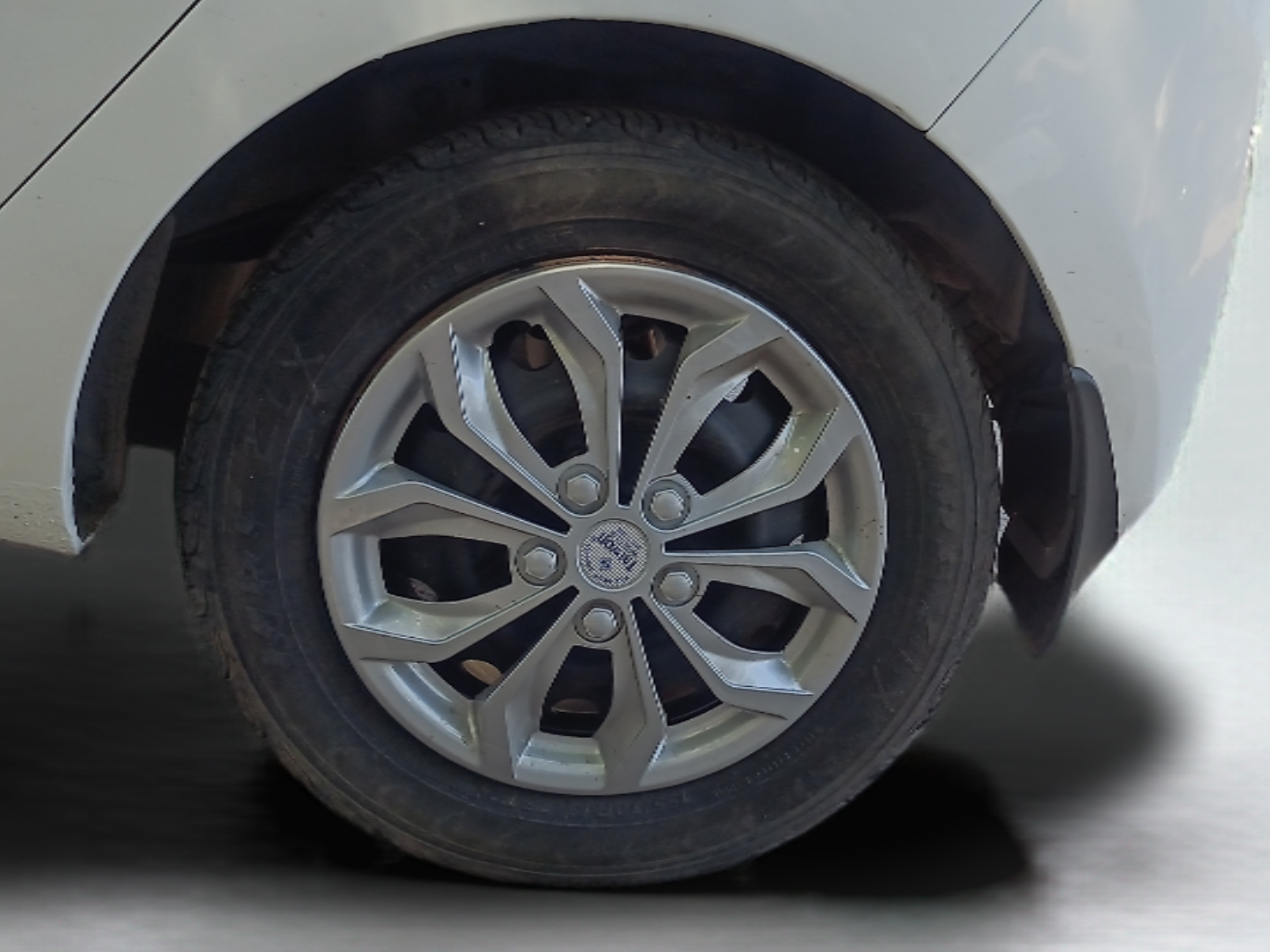 2018 Hyundai Eon ERA +, Petrol, Manual, 66,050 km, Left Rear Wheel