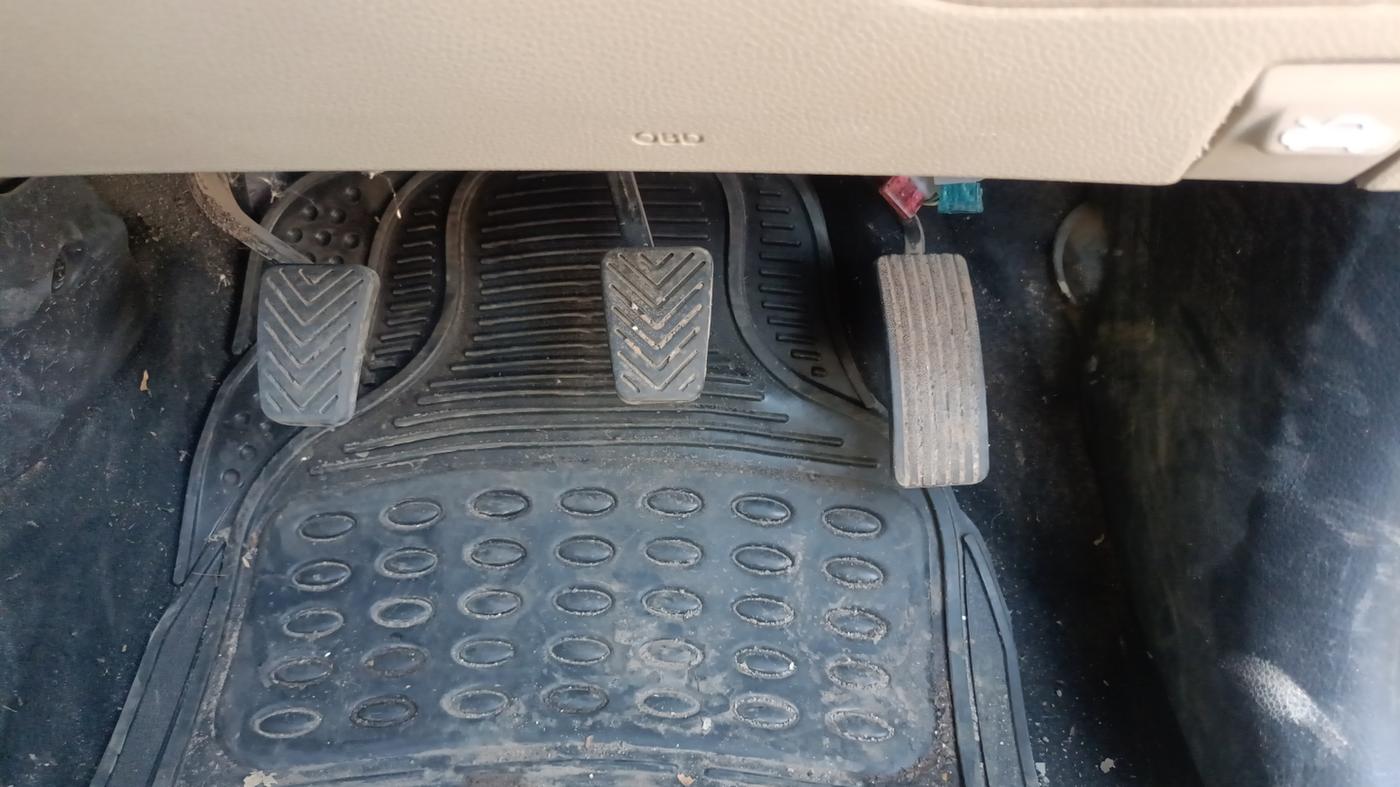 2018 Hyundai Eon ERA +, Petrol, Manual, 66,050 km, Pedals