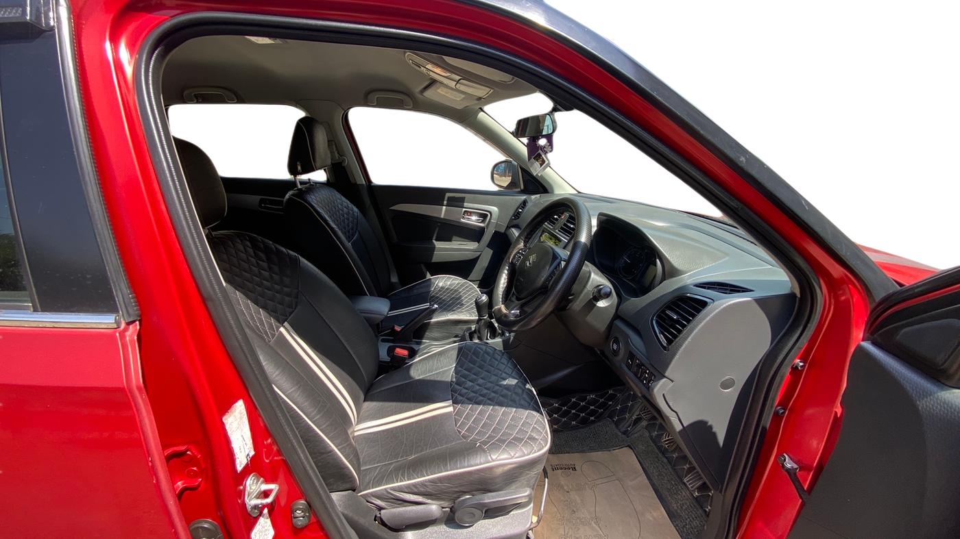 2017 Maruti Vitara Brezza ZDI PLUS, Diesel, Manual, 83,389 km, Right Side Front Door Cabin