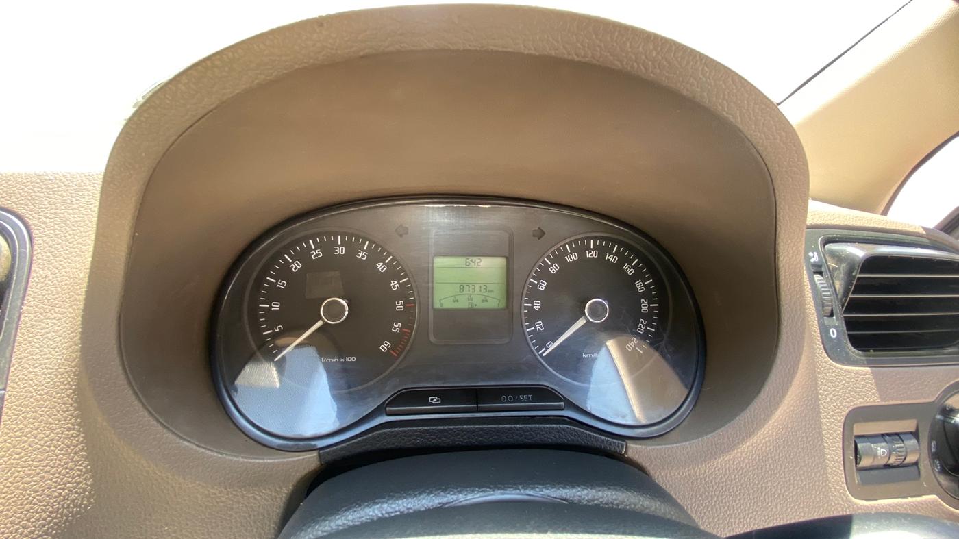 2012 Skoda Rapid ELEGANCE 1.6 TDI CR MT, Diesel, Manual, 87,313 km, Odometer Image