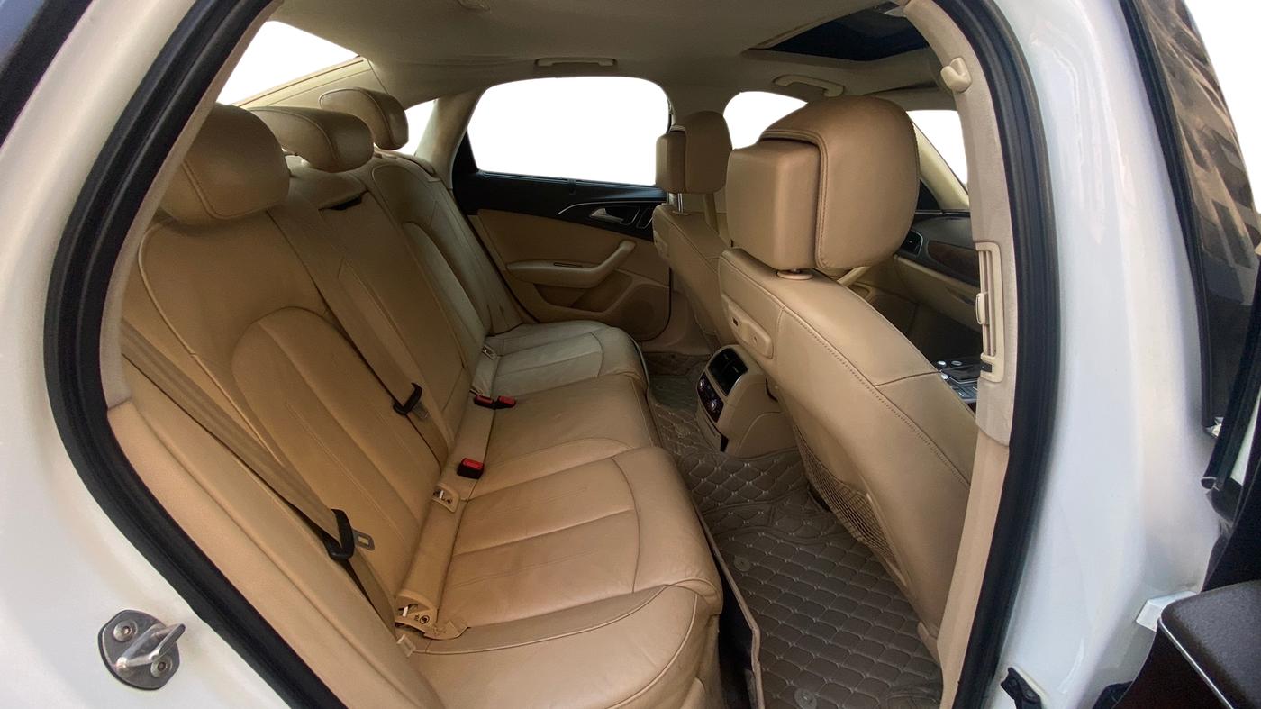 2013 Audi A6 2.0 TDI PREMIUM, Diesel, Automatic, 92,348 km, Right Side Rear Door Cabin