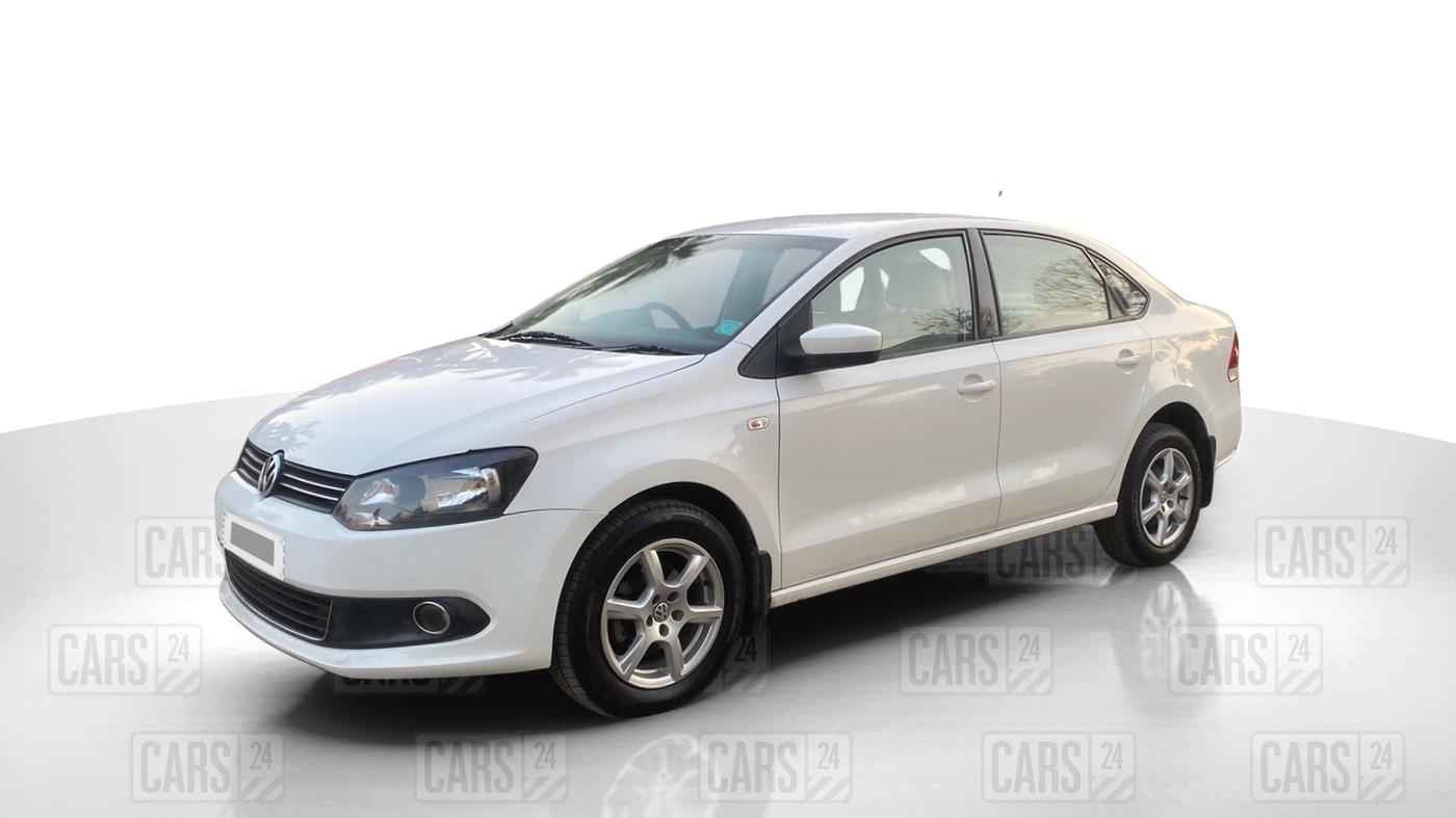 2014 Volkswagen Vento HIGHLINE 1.6 MPI, Petrol, Manual, 68,145 km, Left Front Diagonal