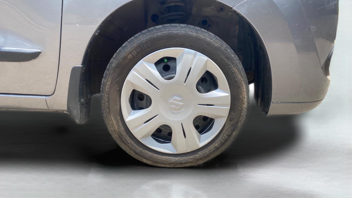 2012 Maruti Wagon R 1.0 VXI, Petrol, Manual, 87,614 km, Right Front Wheel