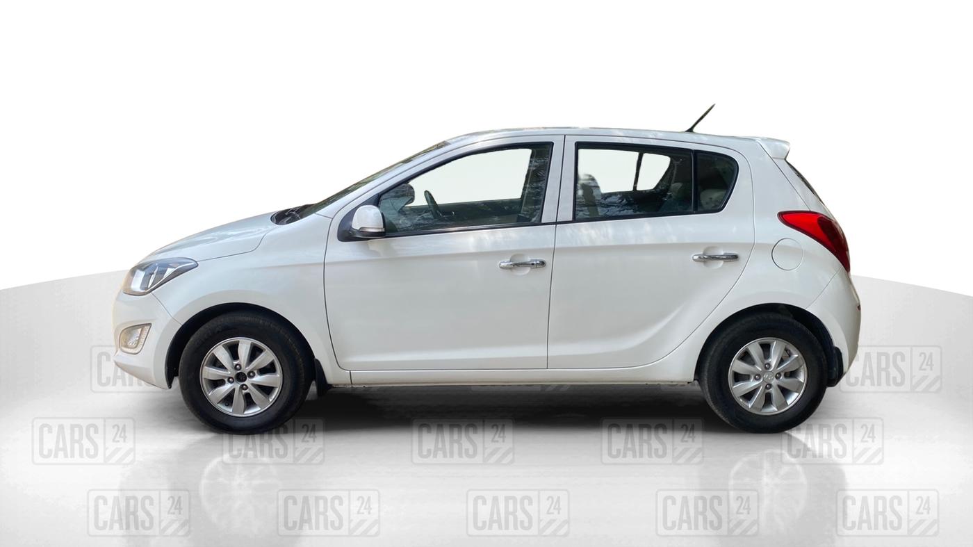 2014 Hyundai i20 ASTA 1.2, Petrol, Manual, 72,300 km, Left Side