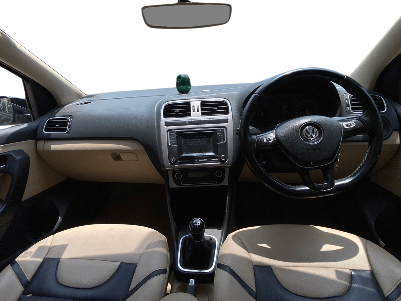 2017 Volkswagen Ameo HIGHLINE1.2L PLUS 16 ALLOY, Petrol, Manual, 63,300 km, Dashboard