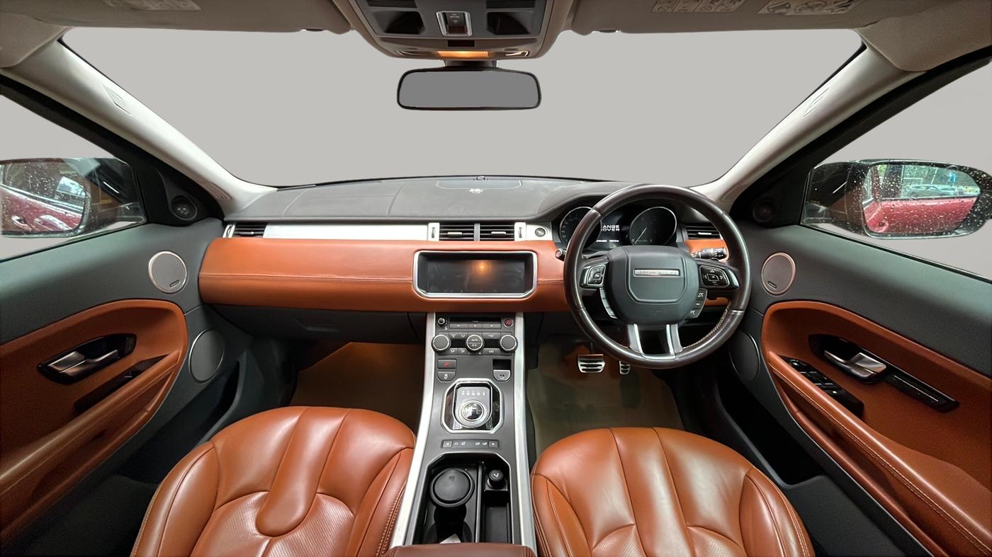 2012 Landrover Range Rover Evoque PURE SD4, Diesel, Automatic, 1,33,212 km, Dashboard