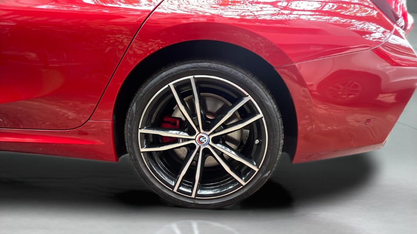 2024 BMW M340i xDrive, Petrol, Automatic, 10,858 km, Left Front Wheel