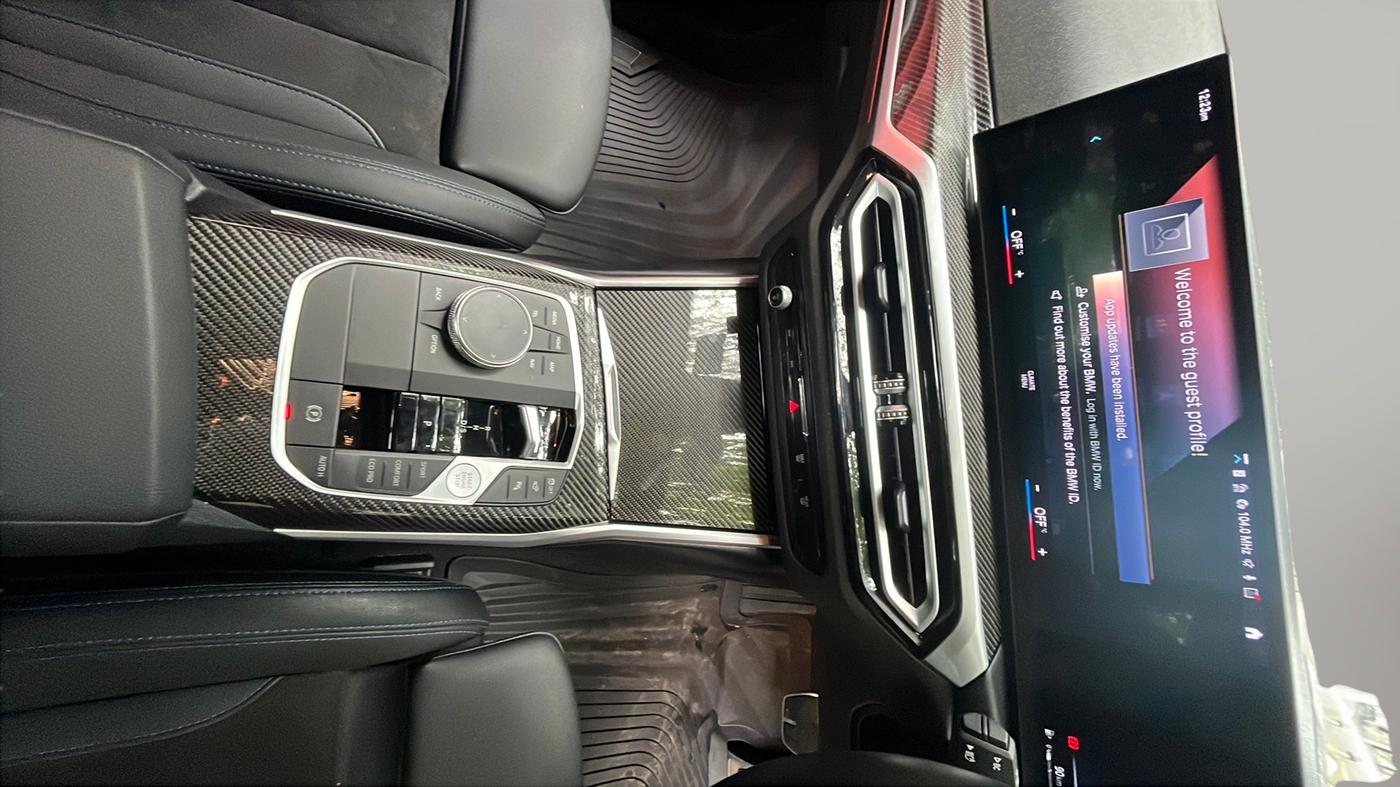 2024 BMW M340i xDrive, Petrol, Automatic, 10,858 km, Gear Lever
