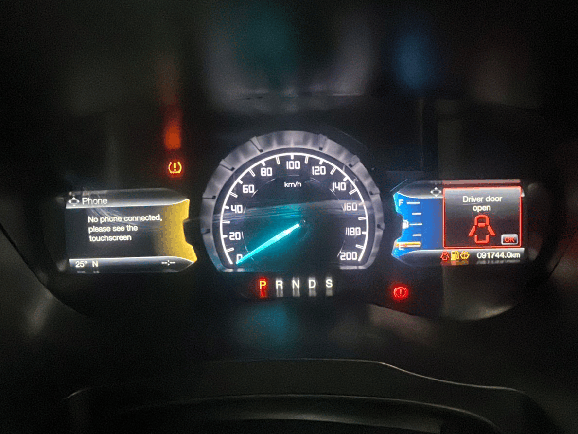 2016 Ford Endeavour TITANIUM 3.2 4X4 AT, Diesel, Automatic, 91,744 km, Odometer Image