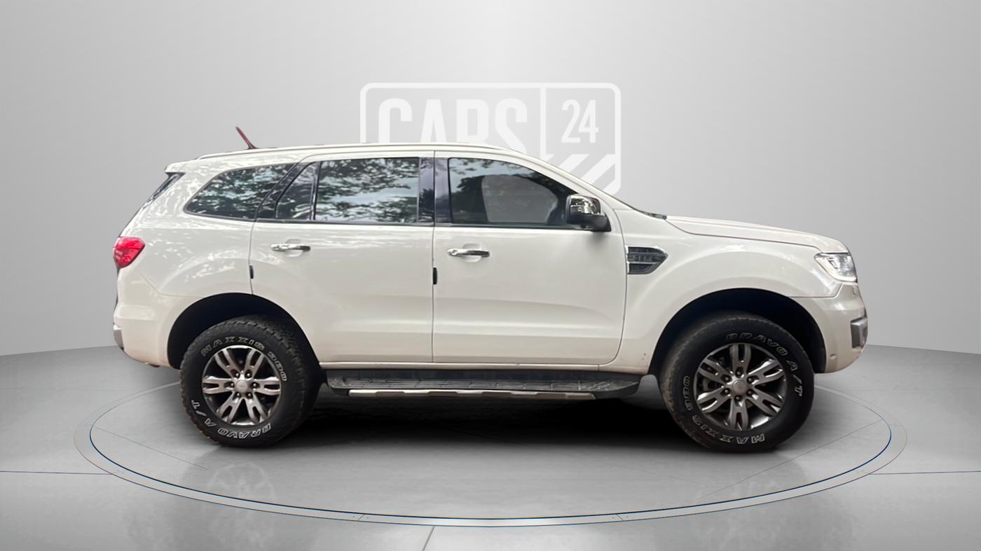 2016 Ford Endeavour TITANIUM 3.2 4X4 AT, Diesel, Automatic, 91,744 km, Right Side View