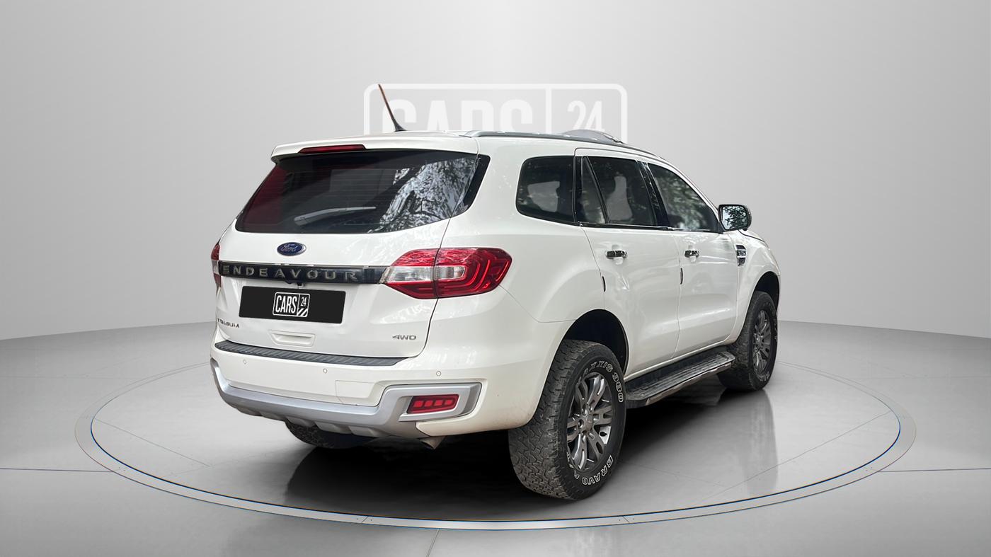 2016 Ford Endeavour TITANIUM 3.2 4X4 AT, Diesel, Automatic, 91,744 km, Right Back Diagonal