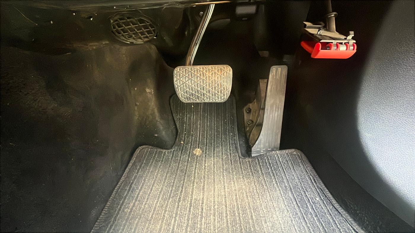 2019 Mercedes Benz C Class 220d PROGRESSIVE, Diesel, Automatic, 77,856 km, Pedals