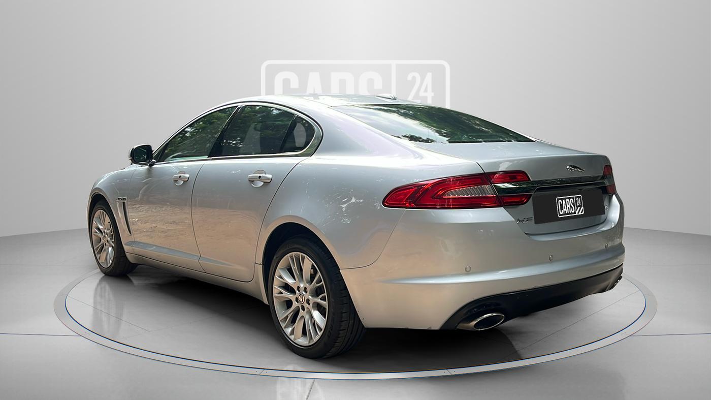 2011 Jaguar XF 3.0 DIESEL, Diesel, Automatic, 31,537 km, Left Back Diagonal