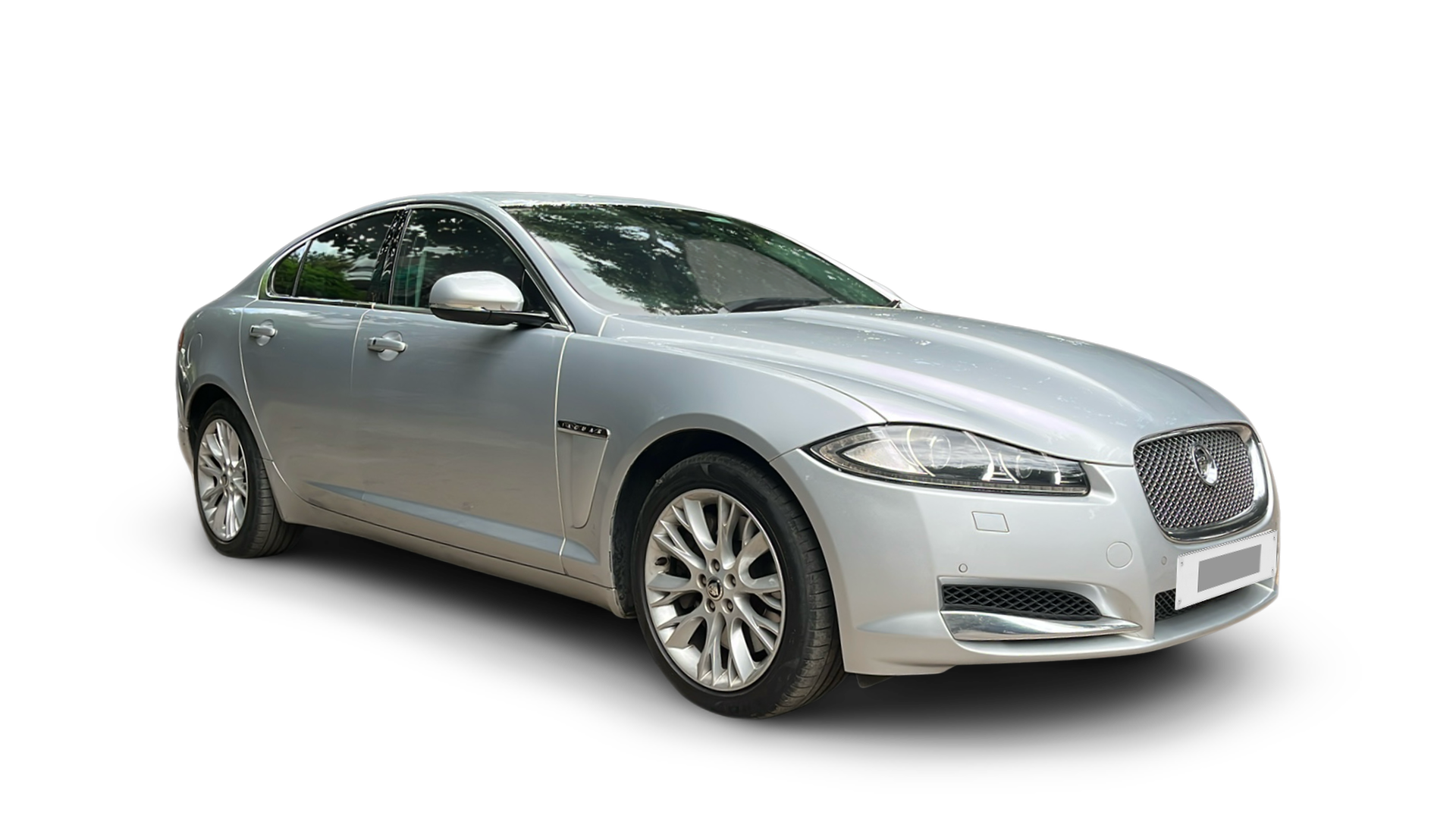 Jaguar XF-img
