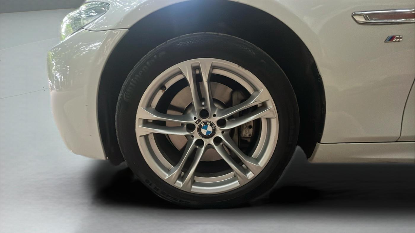 2014 BMW 5 Series 530D M SPORT, Diesel, Automatic, 87,000 km, Left Front Wheel