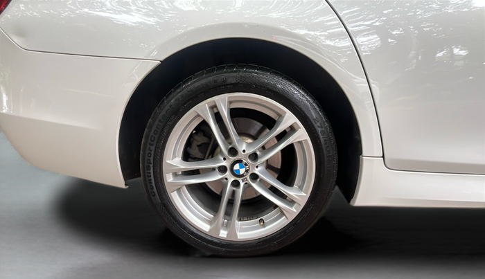 2014 BMW 5 Series 530D M SPORT, Diesel, Automatic, 87,000 km, Right Rear Wheel