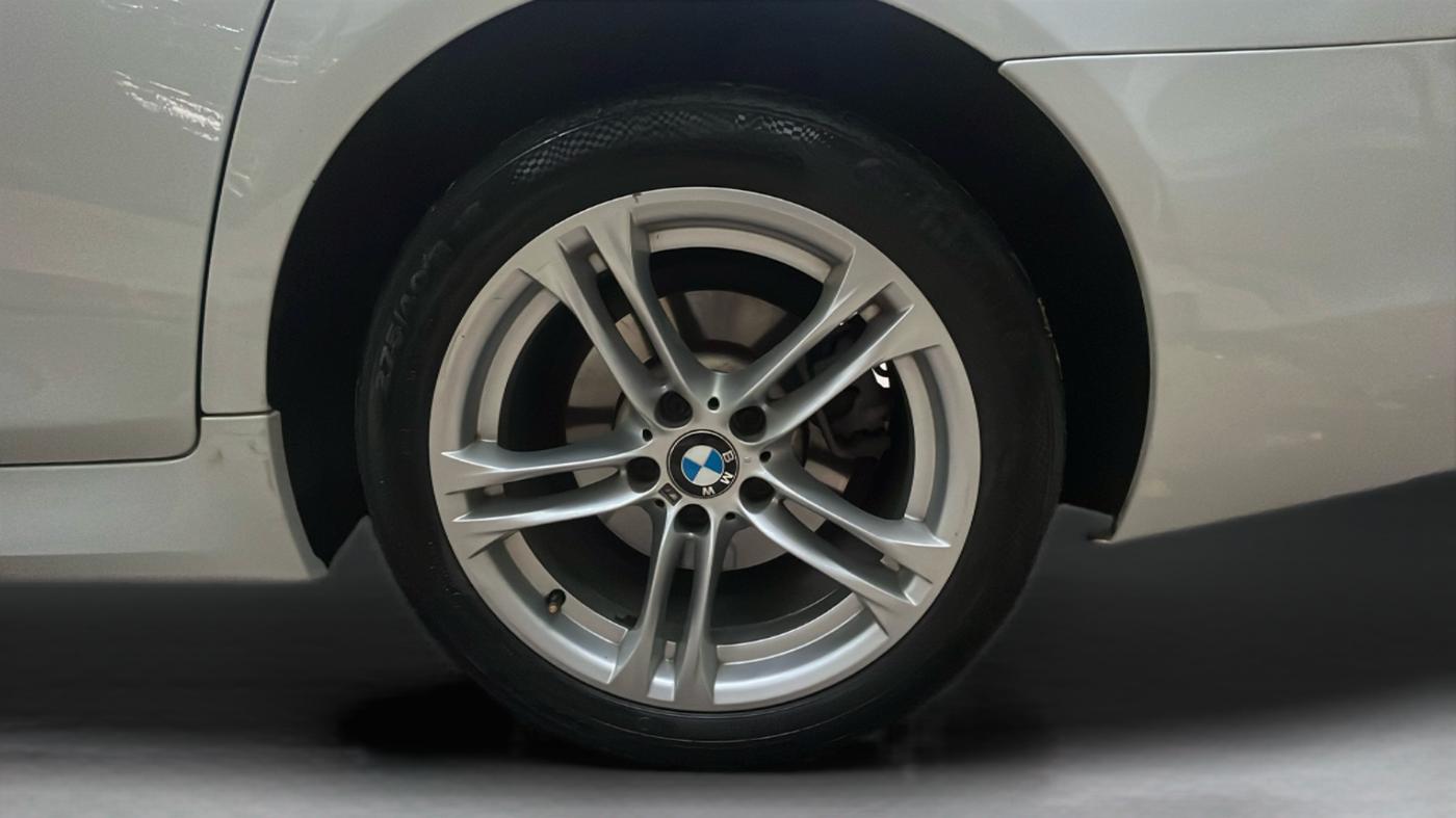2014 BMW 5 Series 530D M SPORT, Diesel, Automatic, 87,000 km, Left Rear Wheel