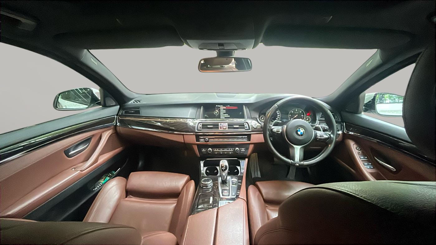 2014 BMW 5 Series 530D M SPORT, Diesel, Automatic, 87,000 km, Dashboard