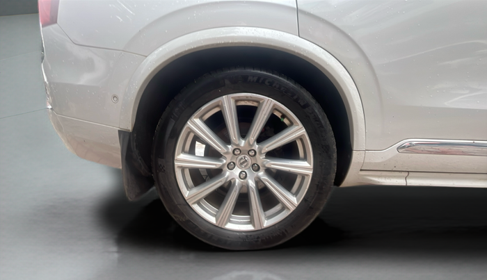 2016 Volvo XC 90 D5 Inscription, Diesel, Automatic, 1,25,000 km, Right Rear Wheel