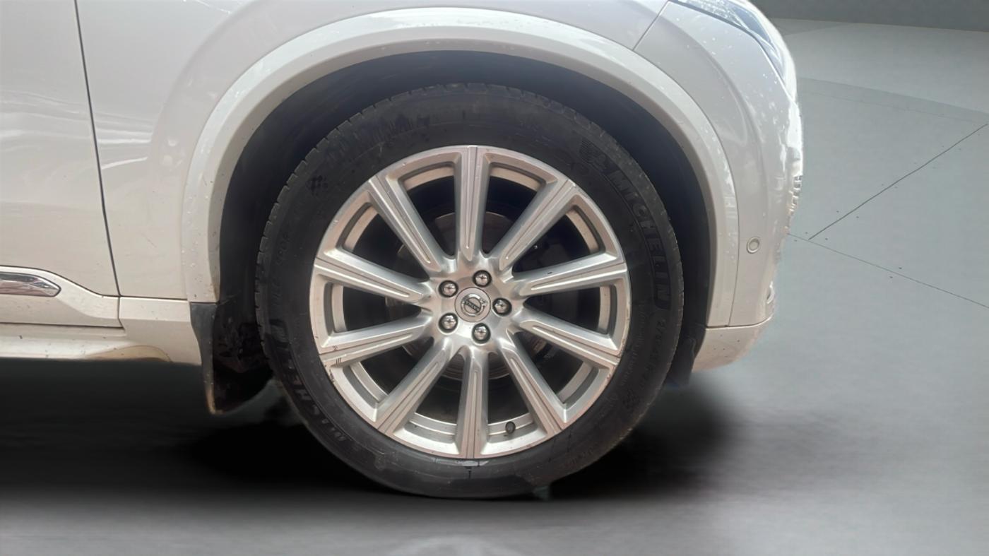 2016 Volvo XC 90 D5 Inscription, Diesel, Automatic, 1,25,000 km, Right Front Wheel