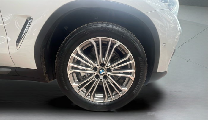 2018 BMW X3 X DRIVE 20D Luxury Line, Diesel, Automatic, 85,000 km, Right Front Wheel