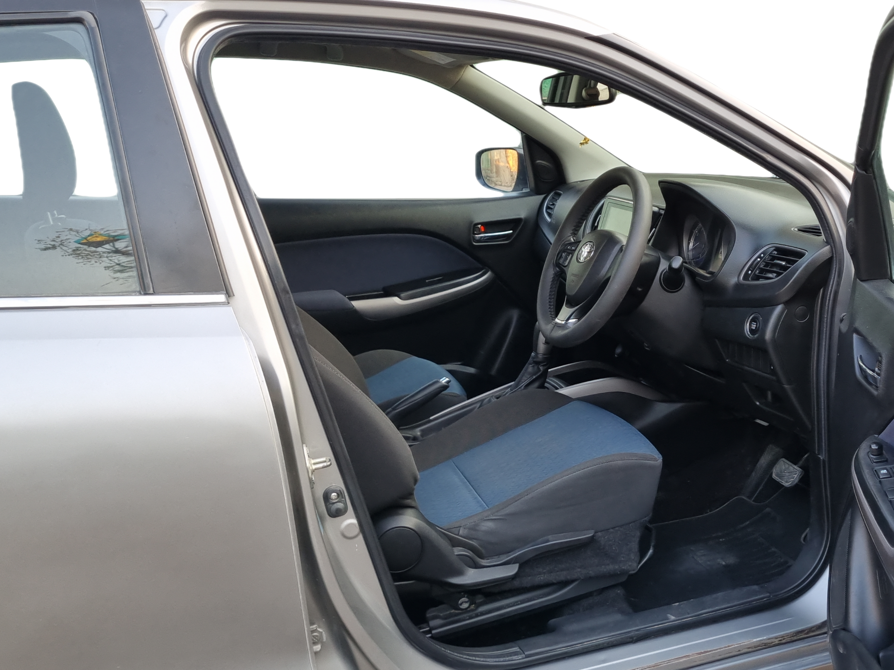 2019 Toyota Glanza G CVT, Petrol, Automatic, 27,857 km, Right Side Front Door Cabin