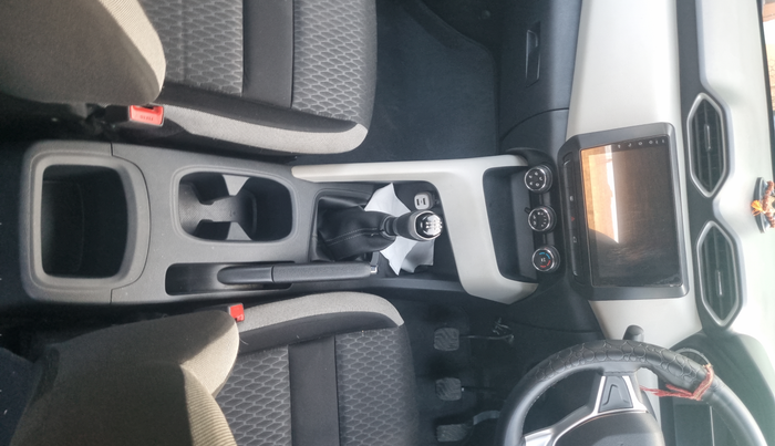 2023 Nissan MAGNITE XE, Petrol, Manual, 16,094 km, Gear Lever