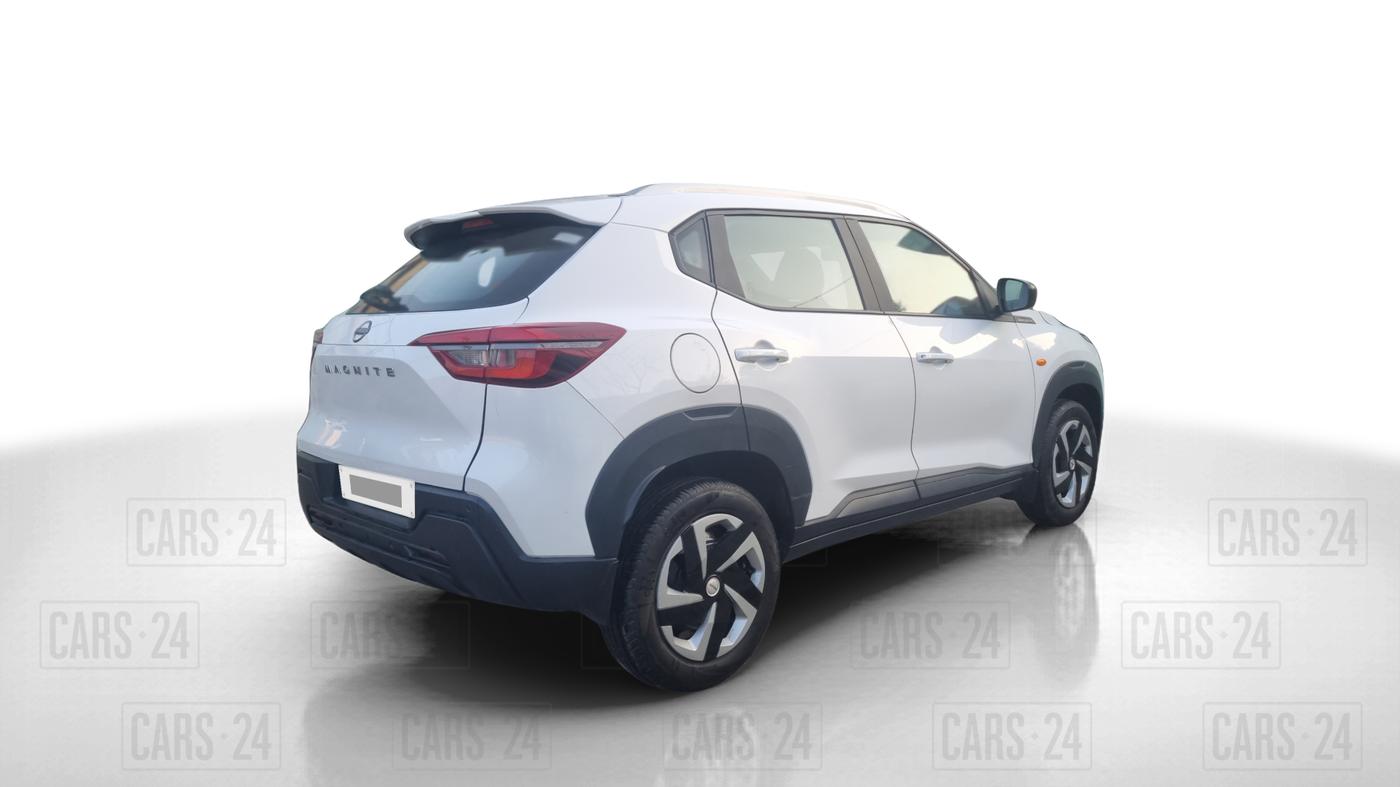 2023 Nissan MAGNITE XE, Petrol, Manual, 16,094 km, Right Back Diagonal