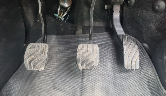 2023 Nissan MAGNITE XE, Petrol, Manual, 16,094 km, Pedals