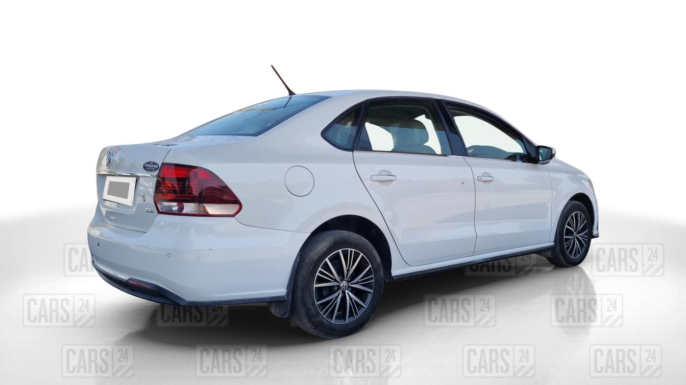 2022 Volkswagen Vento HIGHLINE 1.0L TSI, Petrol, Manual, 48,829 km, Right Back Diagonal
