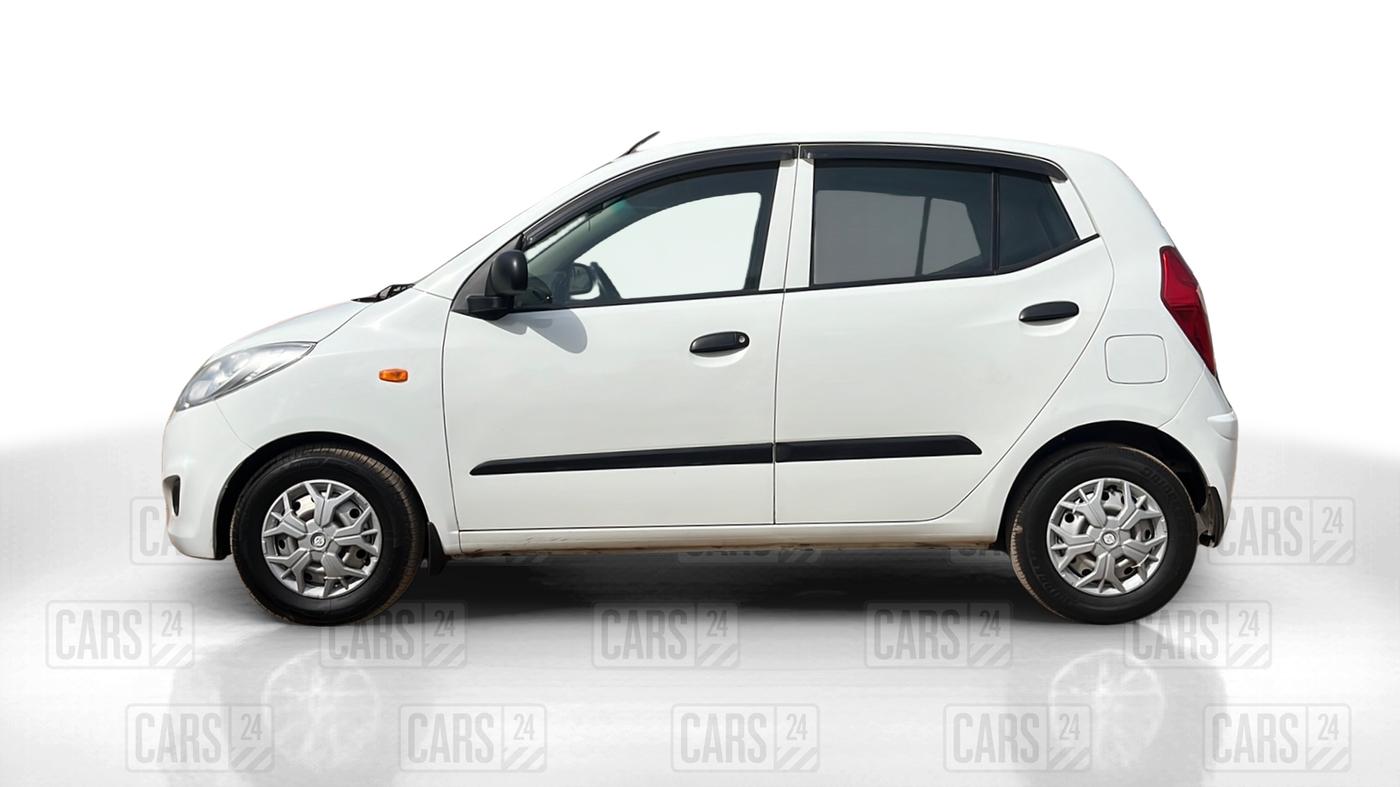2013 Hyundai i10 ERA 1.1, Petrol, Manual, 27,912 km, Left Side