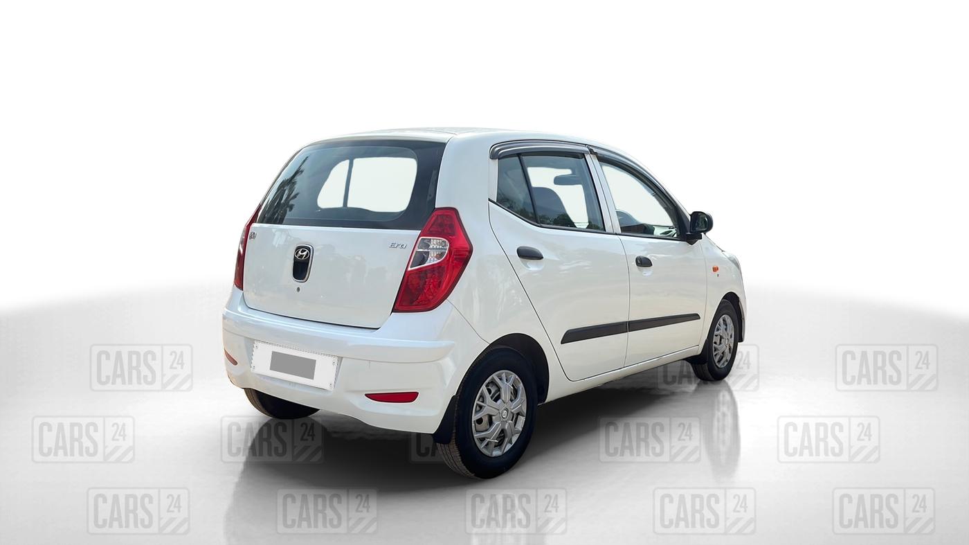 2013 Hyundai i10 ERA 1.1, Petrol, Manual, 27,912 km, Right Back Diagonal