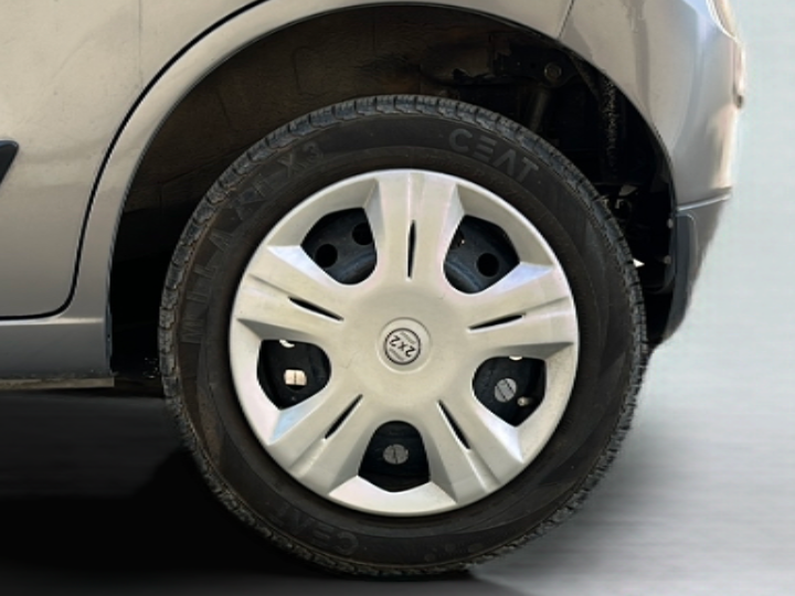 2016 Maruti Wagon R 1.0 VXI, Petrol, Manual, 34,329 km, Left Rear Wheel
