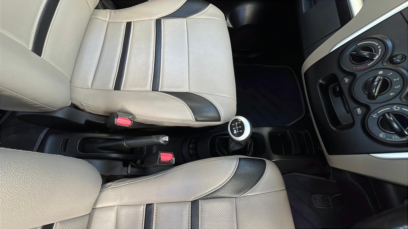 2016 Maruti Wagon R 1.0 VXI, Petrol, Manual, 34,329 km, Gear Lever