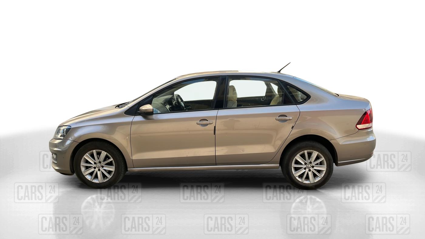2016 Volkswagen Vento HIGHLINE DIESEL 1.5, Diesel, Manual, 1,00,788 km, Left Side