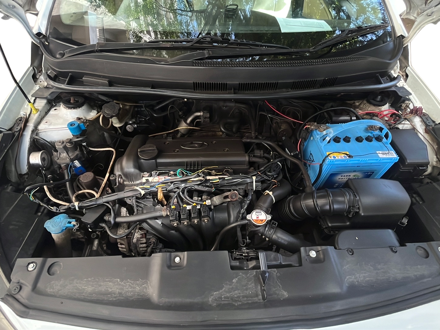 2012 Hyundai Verna FLUIDIC 1.6 VTVT SX, Petrol, Manual, 70,059 km, Open Bonnet
