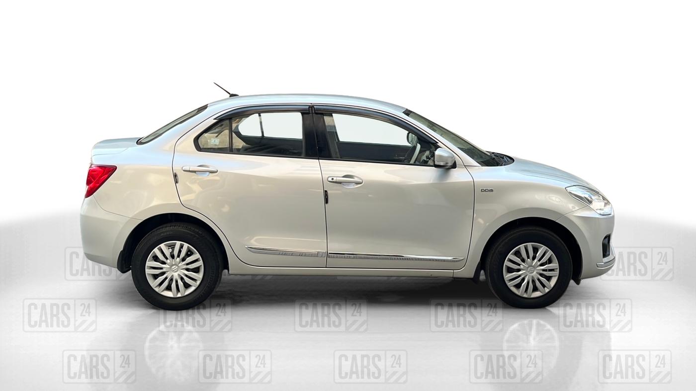 2017 Maruti Dzire VDI, Diesel, Manual, 76,000 km, Right Side View