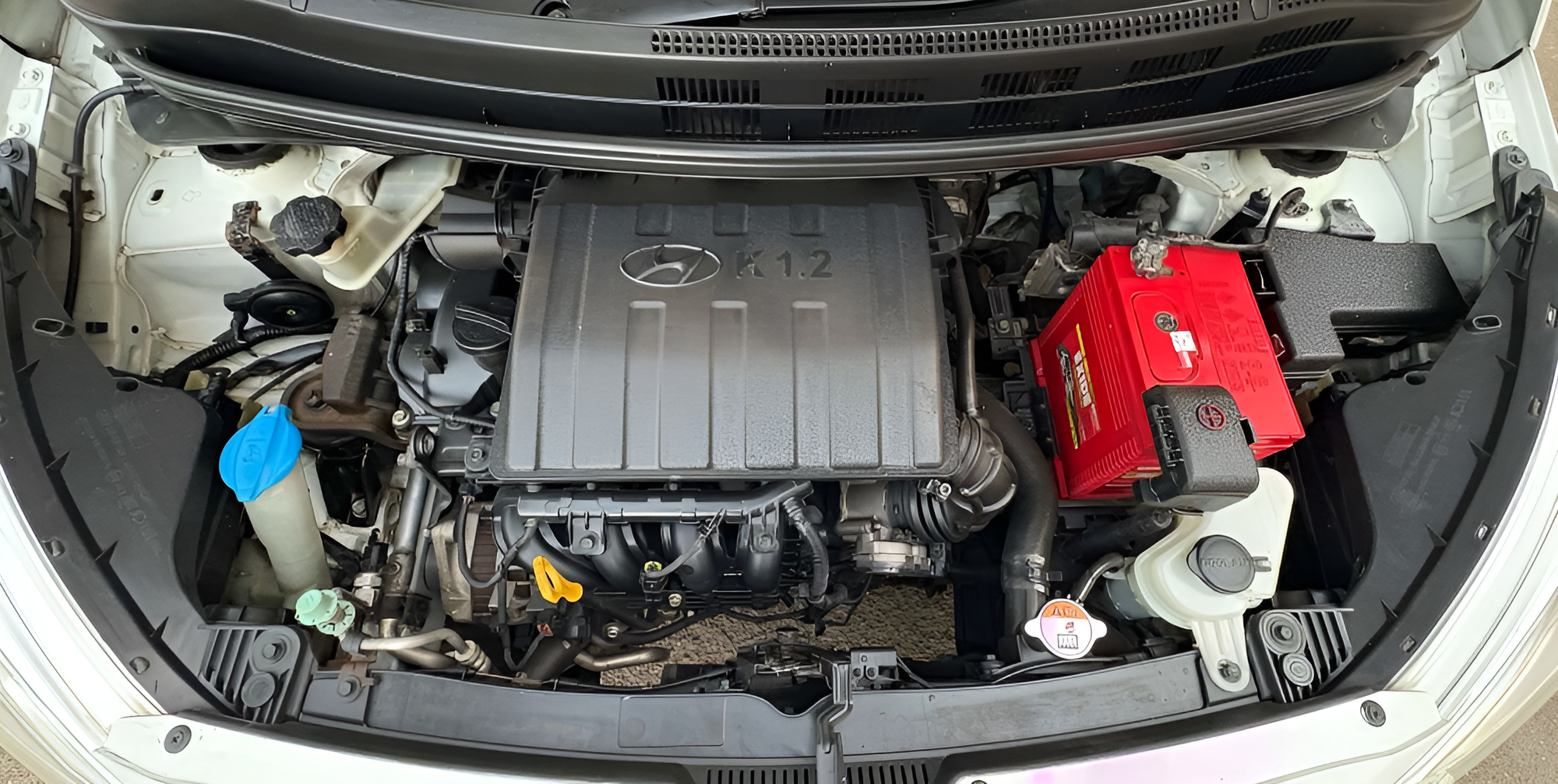 2014 Hyundai Grand i10 ASTA (O) 1.2 KAPPA VTVT, Petrol, Manual, 85,353 km, Open Bonnet