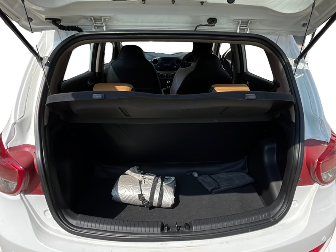 2014 Hyundai Grand i10 ASTA (O) 1.2 KAPPA VTVT, Petrol, Manual, 85,353 km, Boot Inside