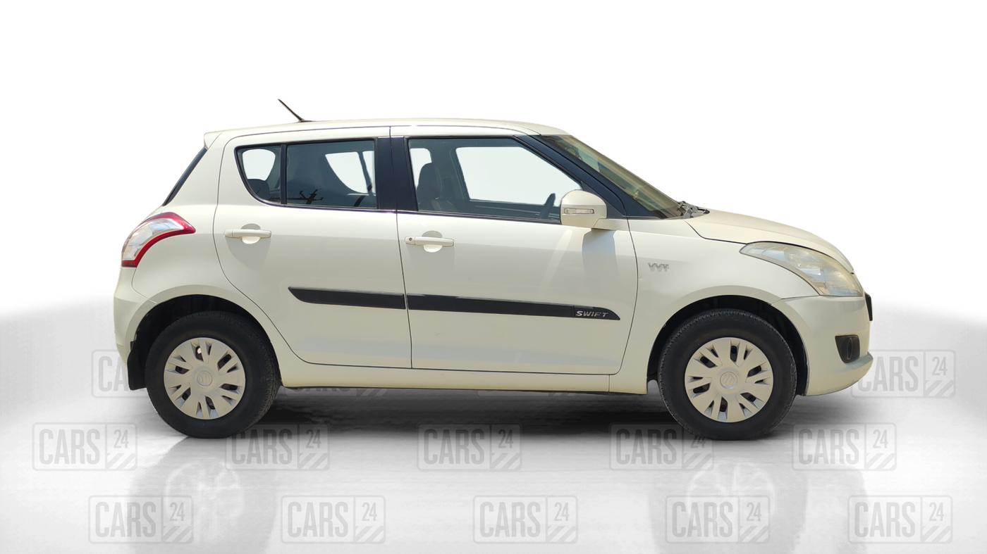2013 Maruti Swift VXI, Petrol, Manual, 20,787 km, Right Side View