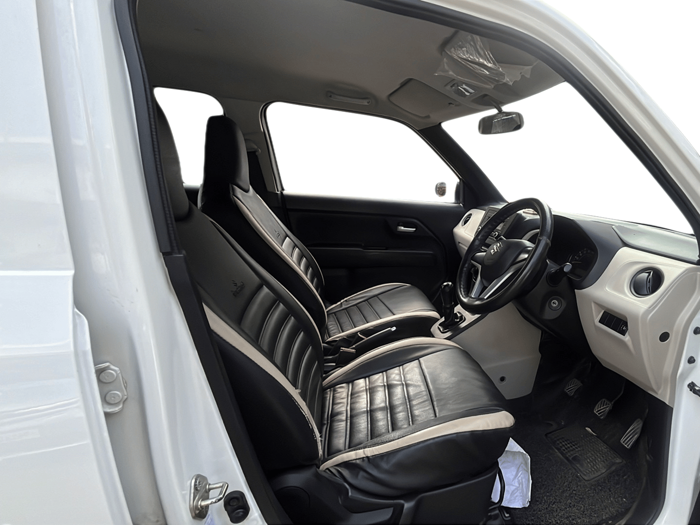 2019 Maruti New Wagon-R VXI 1.0, Petrol, Manual, 36,660 km, Right Side Front Door Cabin