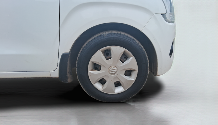 2022 Maruti New Wagon-R VXI CNG 1.0, Petrol, Manual, 68,008 km, Right Front Wheel