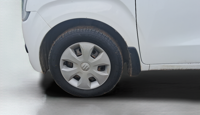 2022 Maruti New Wagon-R VXI CNG 1.0, Petrol, Manual, 68,008 km, Left Front Wheel