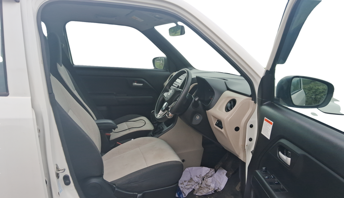 2022 Maruti New Wagon-R VXI CNG 1.0, Petrol, Manual, 68,008 km, Right Side Front Door Cabin