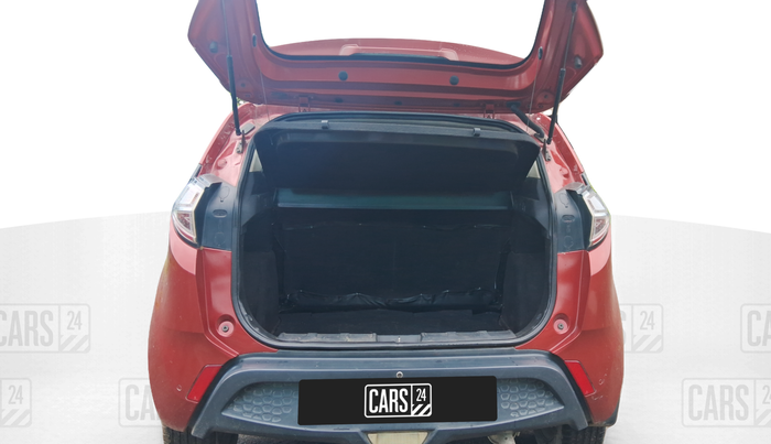 2017 Tata NEXON XM DIESEL, Diesel, Manual, 79,597 km, Boot Inside