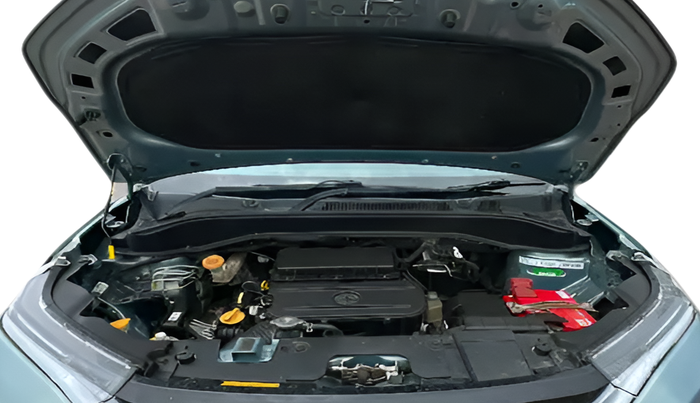 2022 Tata PUNCH ACCOMPLISHED AMT, Petrol, Automatic, 51,386 km, Open Bonnet